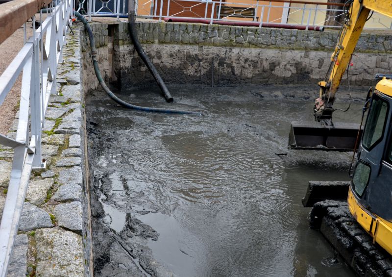 Pond Liner Installation